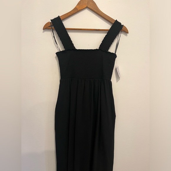 Black Sundress with Pockets - Picture 3 of 3